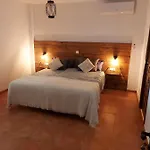 Casa Loko בית הארחה 4*