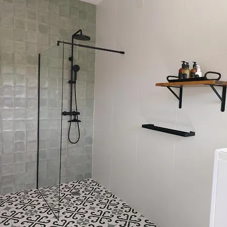 Casa Loko 4* Coín