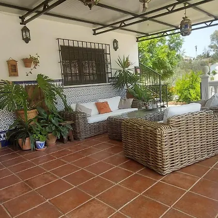 Casa Loko Bed and breakfast Coín
